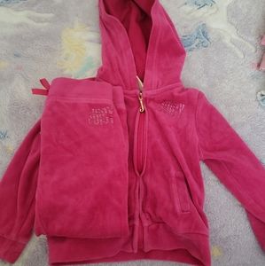 Juicy Couture girls sweatsuit.